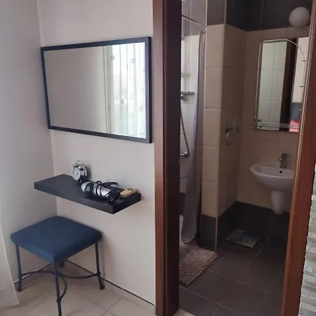 דירה Cosy Seaview Two Bedroom Aparment Tombs Of The Kings *